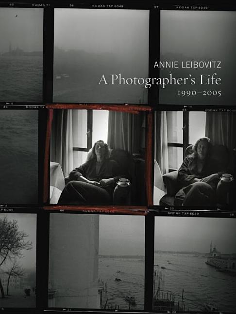 Item #322577 A Photographer's Life: 1990-2005. Annie Liebovitz