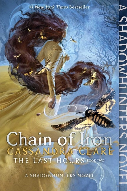 Item #349407 Chain of Iron. Cassandra Clare