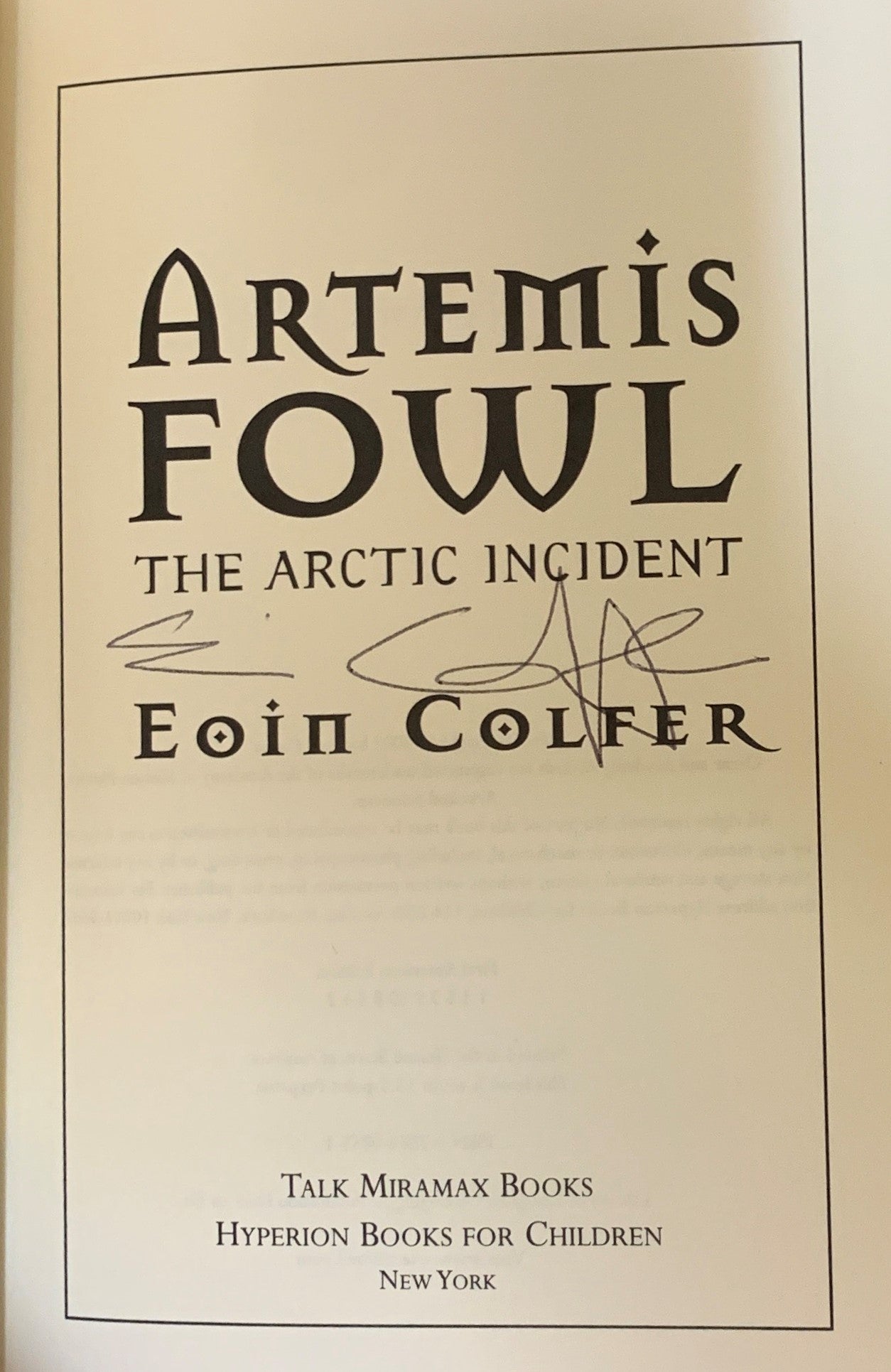 The Arctic Incident (Artemis Fowl, Book 2) - Paperback By Eoin Colfer -  Fiction